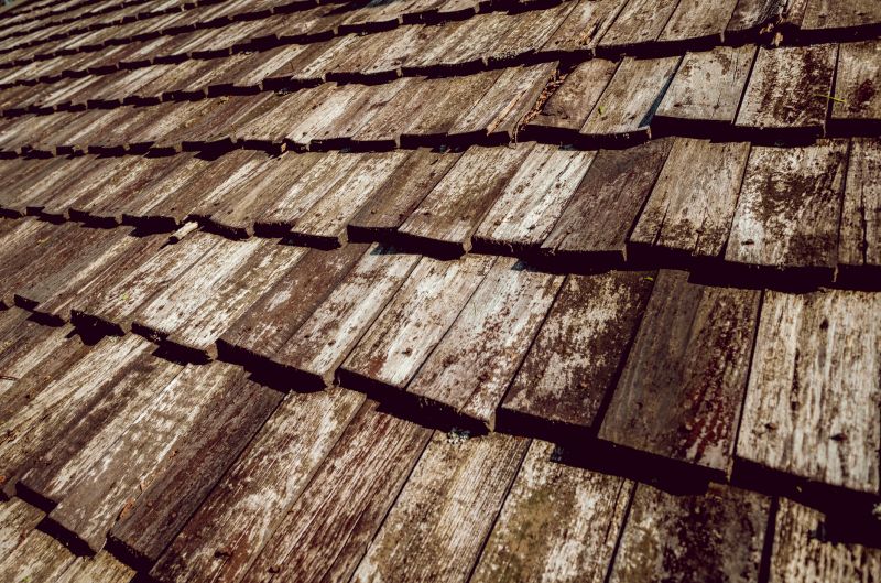 Shake Roof Replacement in Snellville, GA